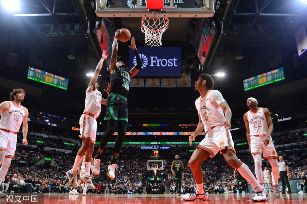 祝贺她们的 祝贺她们的