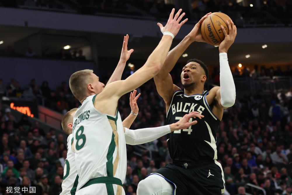 以及他与队 以及他与队