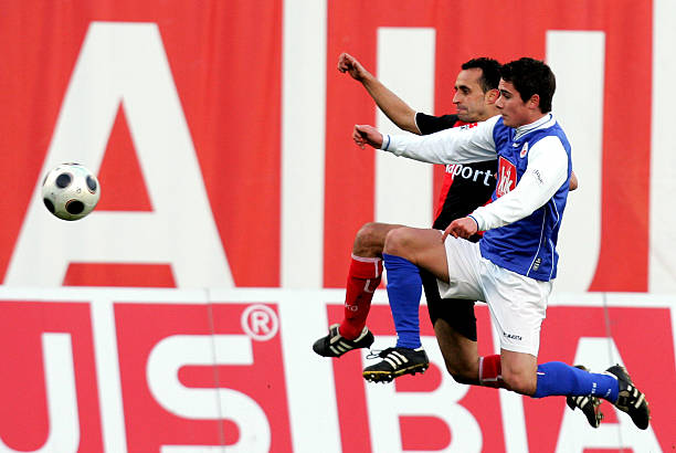 出任前腰或 出任前腰或